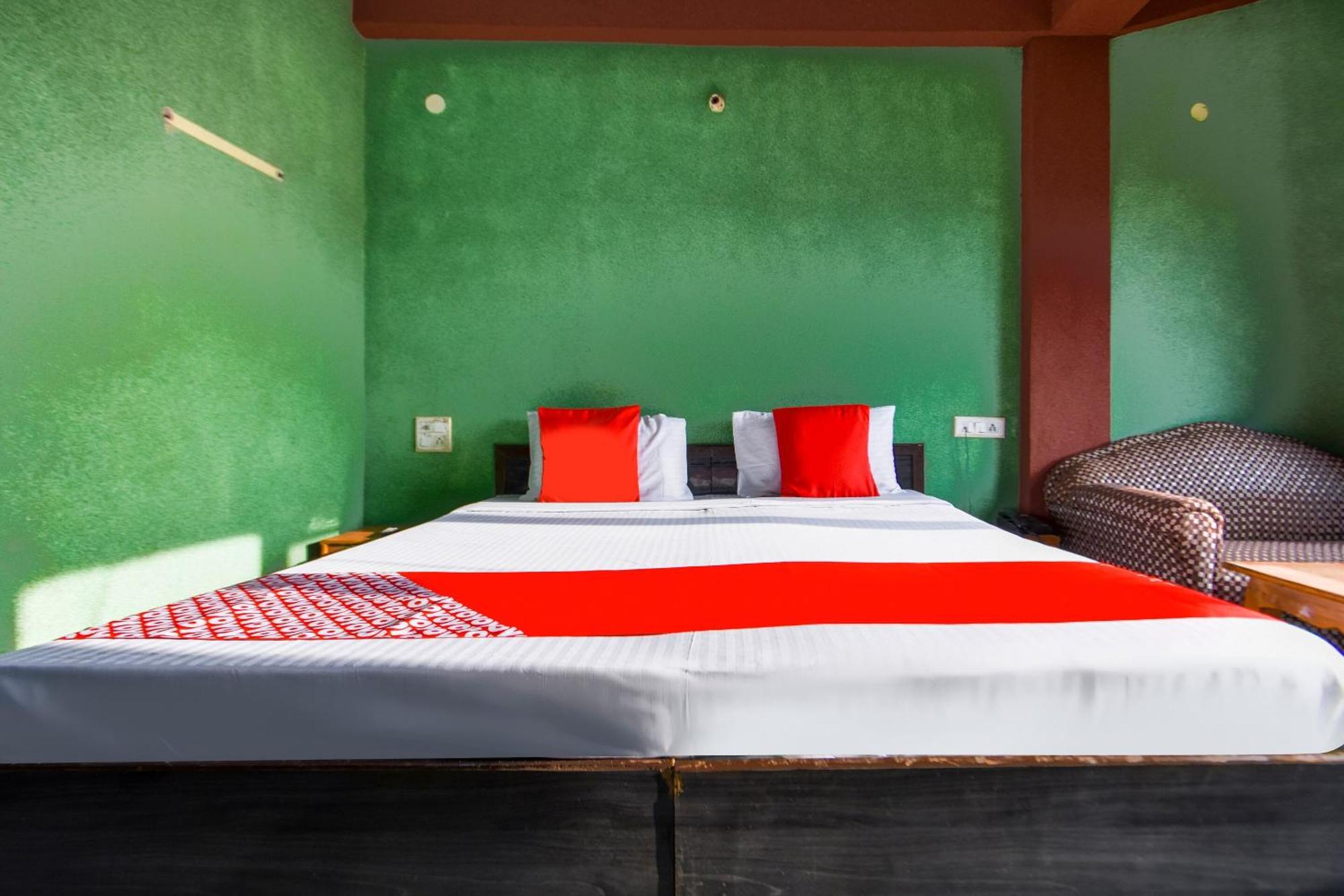 โอโย 47040 ไวบ์ โฮเต็ล Hotel Nalagarh ภายนอก รูปภาพ