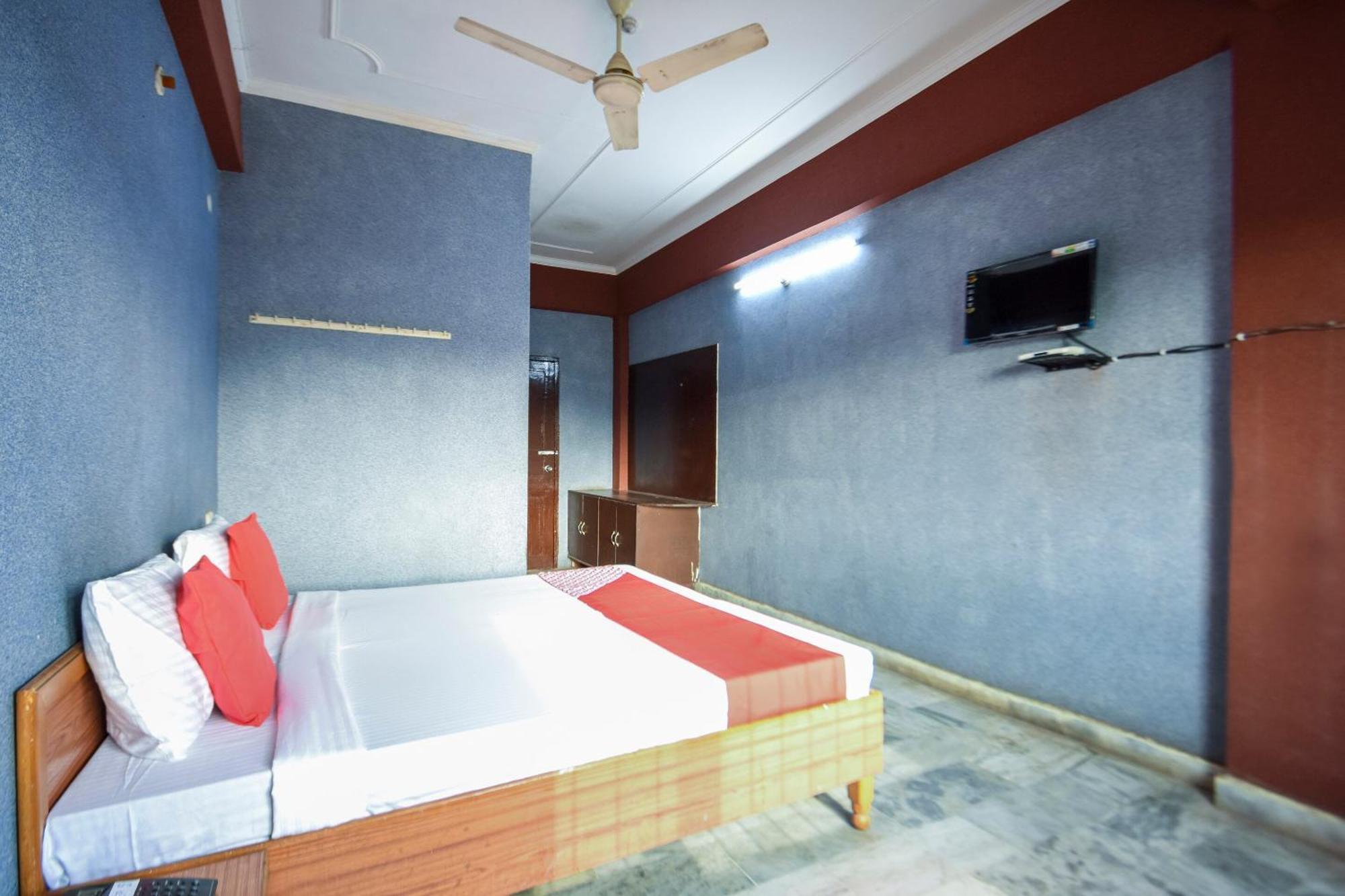 โอโย 47040 ไวบ์ โฮเต็ล Hotel Nalagarh ภายนอก รูปภาพ