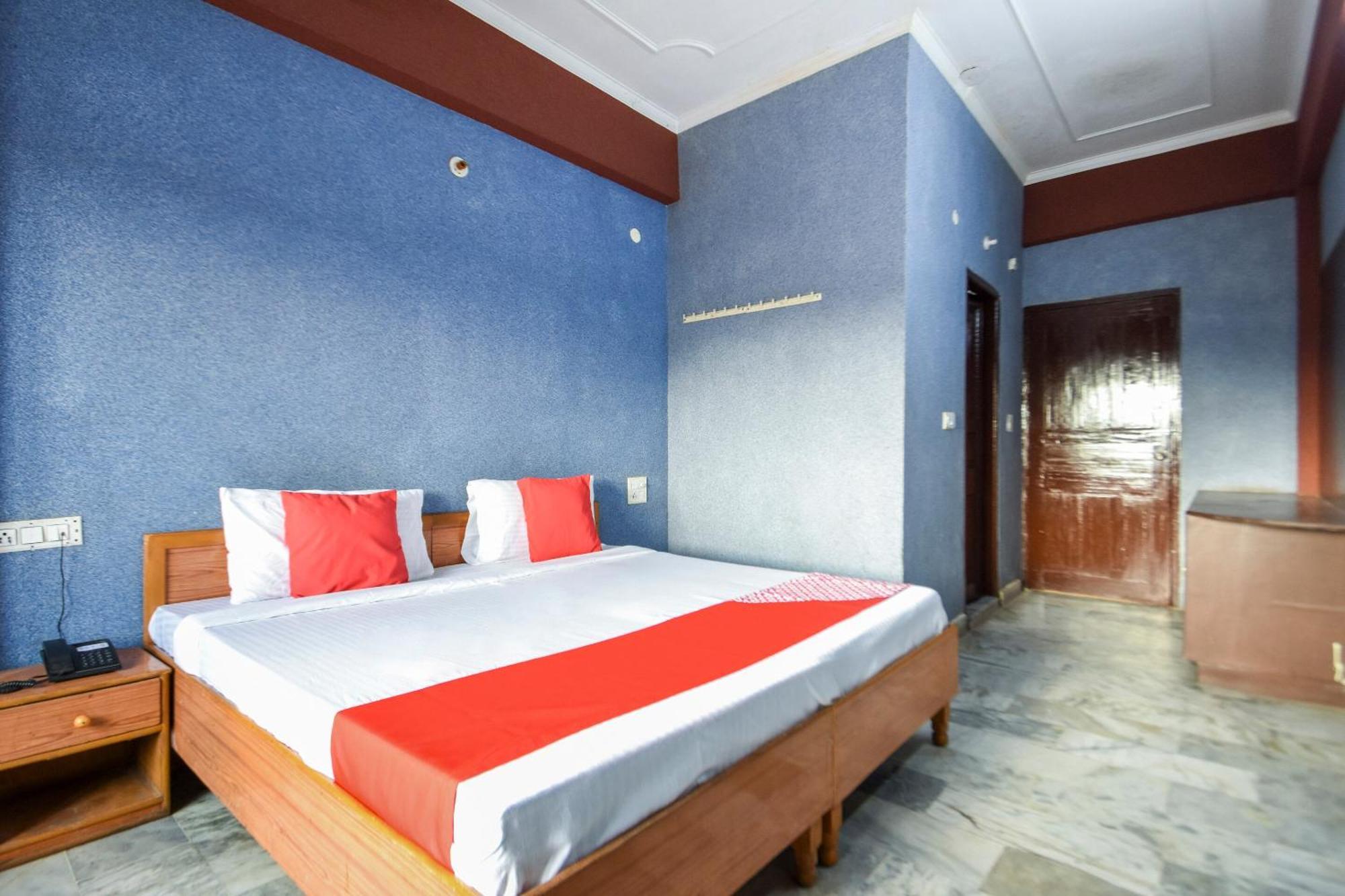 โอโย 47040 ไวบ์ โฮเต็ล Hotel Nalagarh ภายนอก รูปภาพ